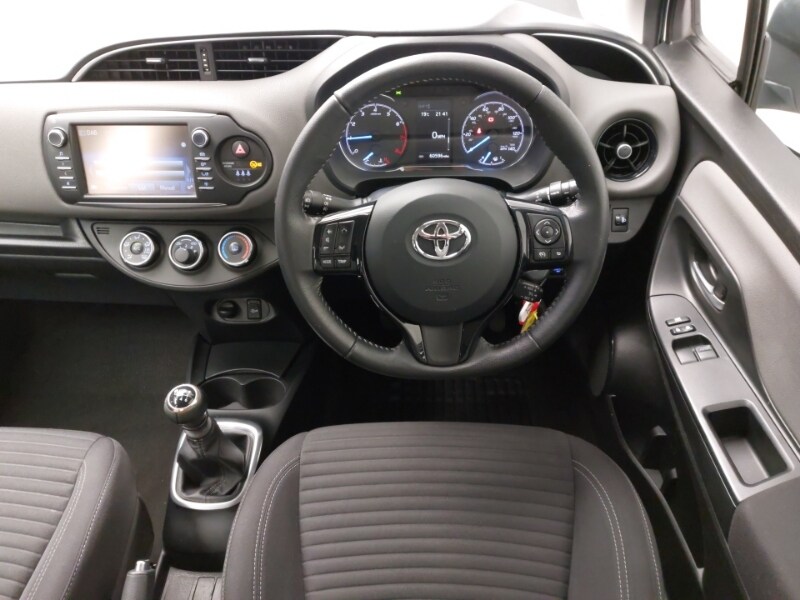Used Toyota Yaris 2019 for sale - 76354828: Photo 7