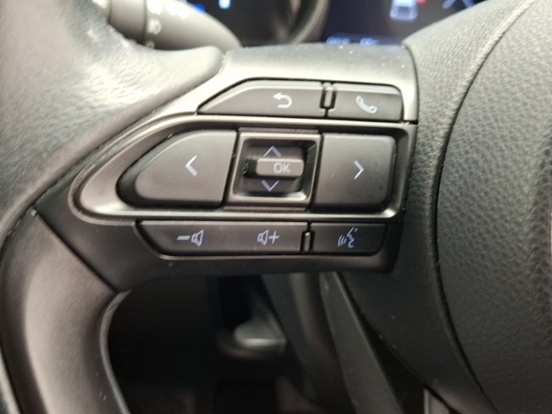 Used Toyota Yaris 2020 for sale - 76493202: Photo 17