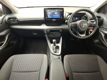 Used Toyota Yaris 2020 for sale - 76493202: Photo