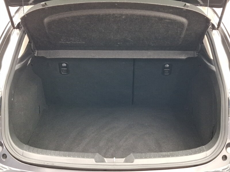 Used Mazda Mazda3 2017 for sale - 77544322: Photo 8