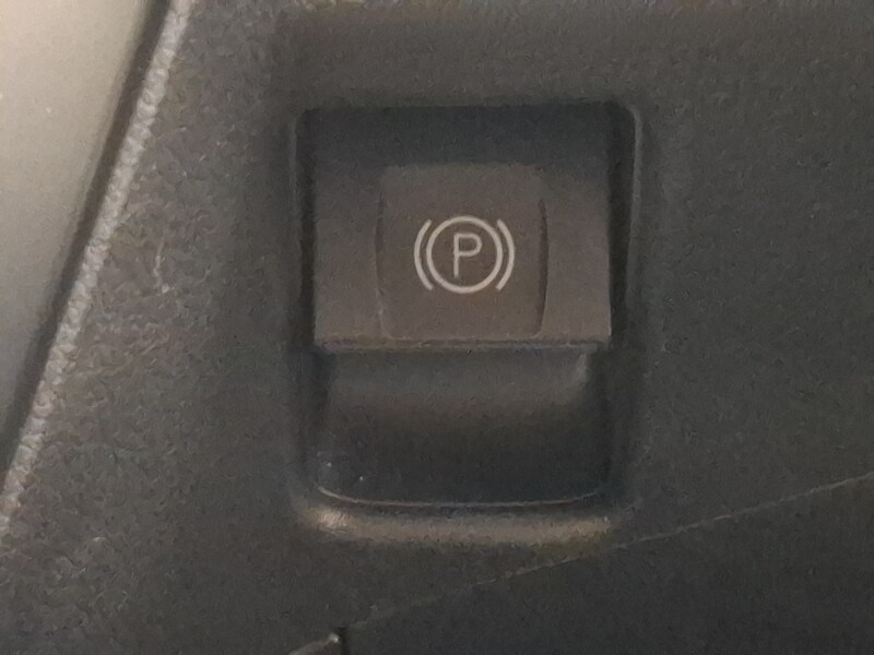 Used Toyota Avensis 2018 for sale - 78113393: Photo 17