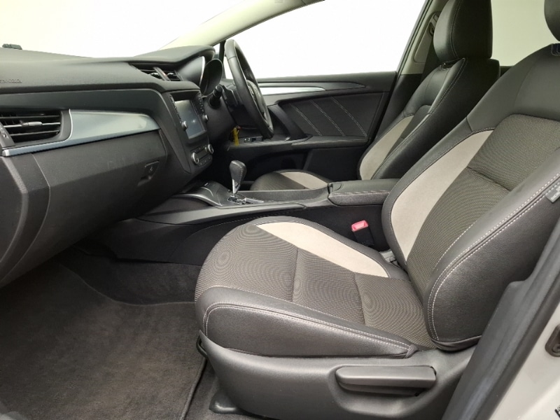 Used Toyota Avensis 2018 for sale - 78113393: Photo 5