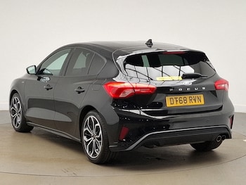 Used Ford Focus 2019 for sale - 79253400: Photo