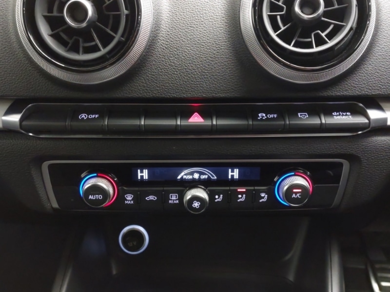 Used Audi A3 2018 for sale - 76630797: Photo 15