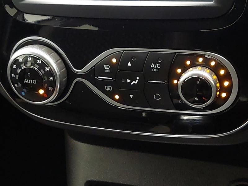 Used Renault Captur 2017 for sale - 76932478: Photo 15