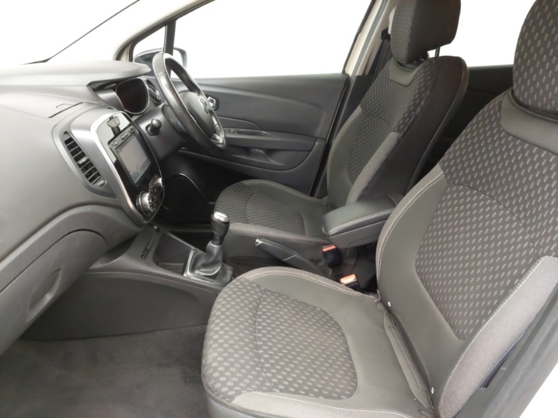 Used Renault Captur 2017 for sale - 76932478: Photo 5