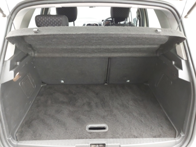 Used Renault Captur 2017 for sale - 76932478: Photo 8