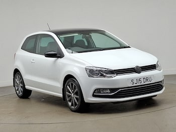 Used Volkswagen Polo 2015 for sale - 79020295: Photo