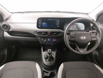 Used Hyundai i10 2025 for sale - 78844732: Photo