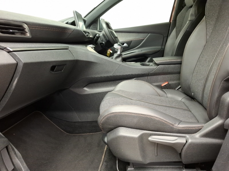 Used Peugeot 3008 2018 for sale - 76860656: Photo 5