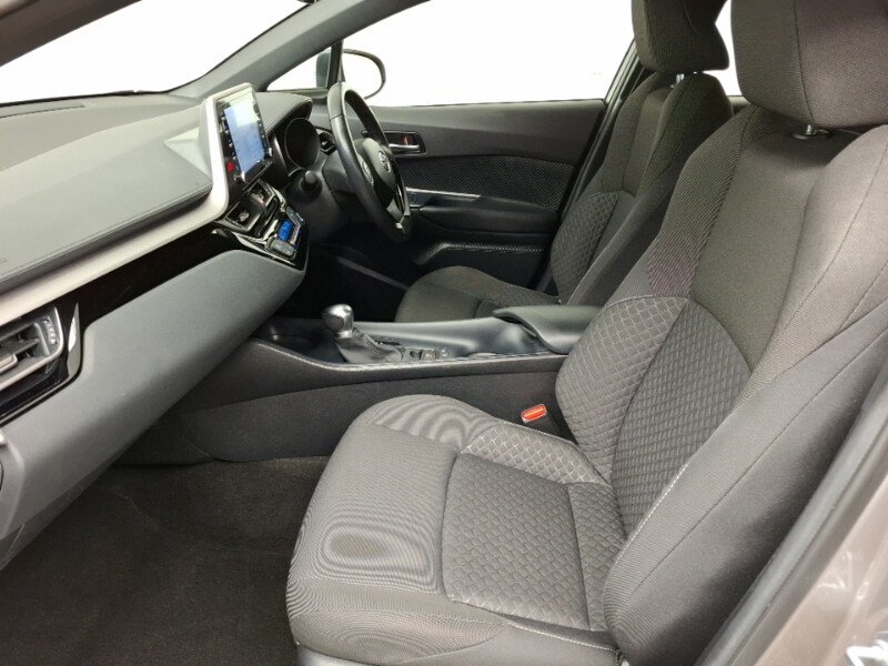 Used Toyota C-HR 2021 for sale - 78113411: Photo 5