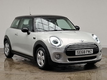 Used MINI Hatch 2019 for sale - 77439304: Photo