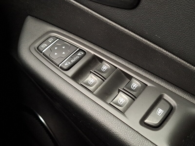 Used Renault Captur 2017 for sale - 77518347: Photo 19