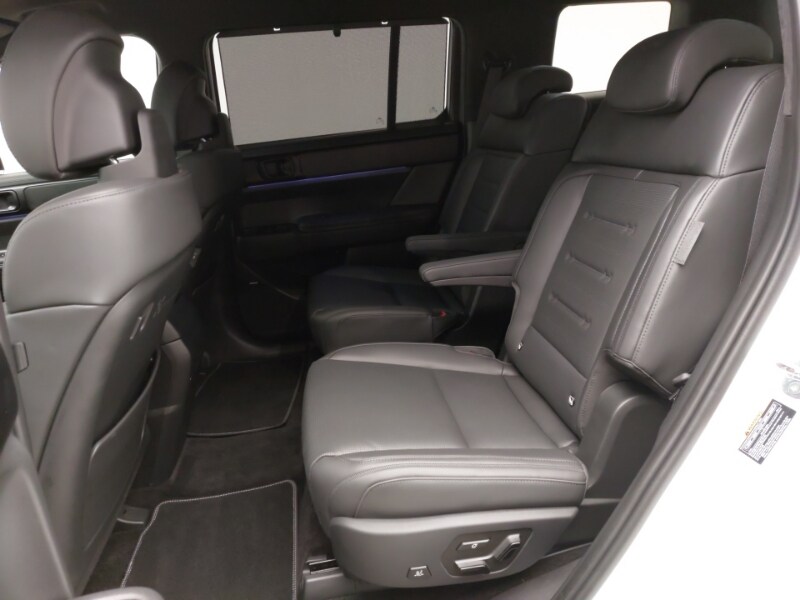 Used Hyundai Santa Fe 2025 for sale - 77433235: Photo 6