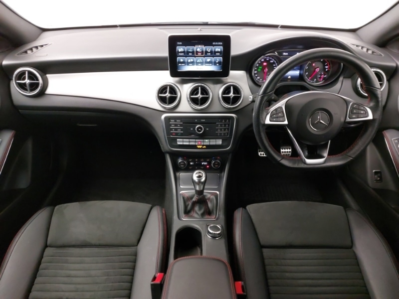 Used Mercedes-Benz CLA 2018 for sale - 77874384: Photo 2