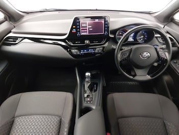 Used Toyota C-HR 2021 for sale - 77410205: Photo
