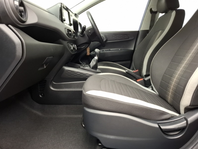 Used Hyundai i10 2022 for sale - 76478476: Photo 5