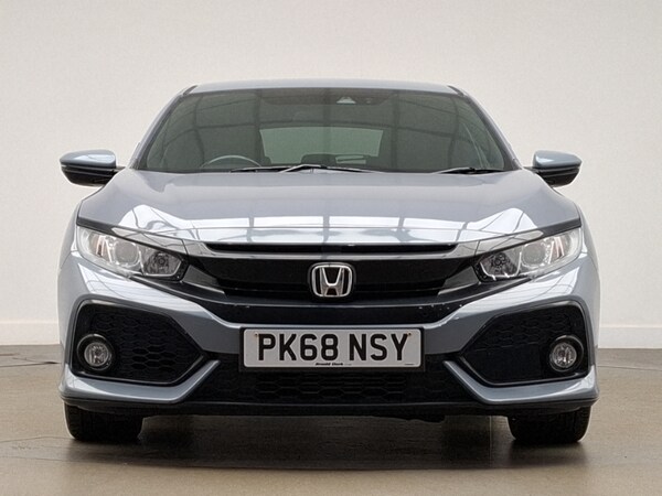 Used Honda Civic 2018 for sale - 76052365: Photo 12