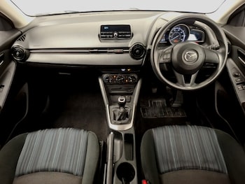 Used Mazda Mazda2 2016 for sale - 79086713: Photo
