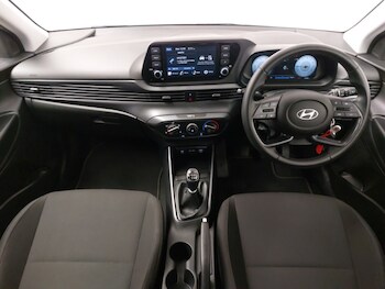 Used Hyundai i20 2024 for sale - 78523081: Photo