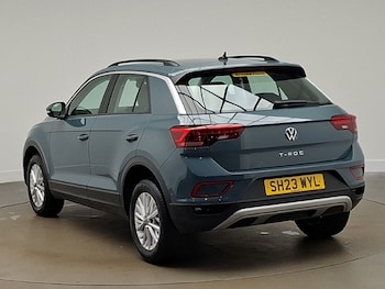 Used Volkswagen T-Roc 2023 for sale - 79561877: Photo