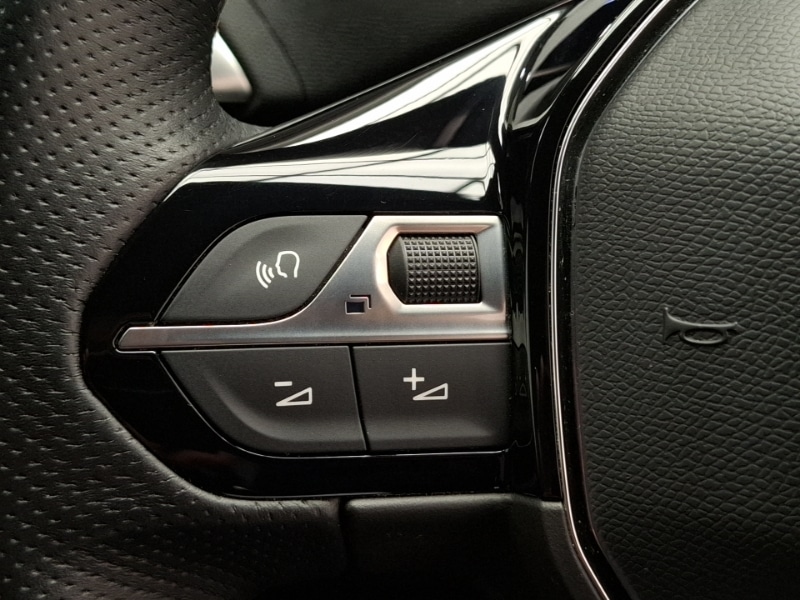 Used Peugeot 5008 2022 for sale - 76893785: Photo 18