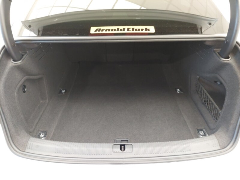 Used Audi A4 2018 for sale - 77682616: Photo 8