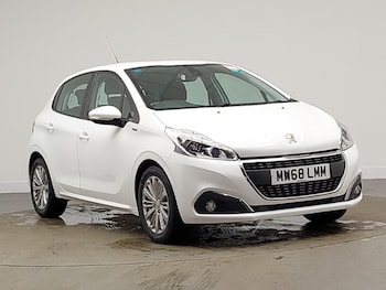 Used Peugeot 208 2018 for sale - 77922674: Photo