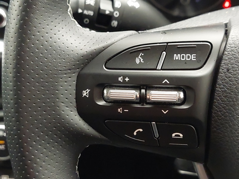 Used Kia Stonic 2023 for sale - 76518735: Photo 18