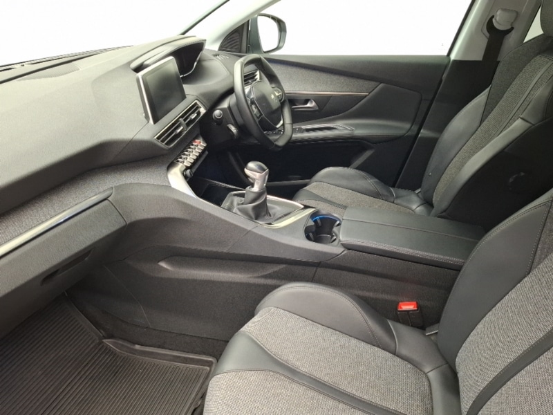 Used Peugeot 3008 2019 for sale - 76602510: Photo 5