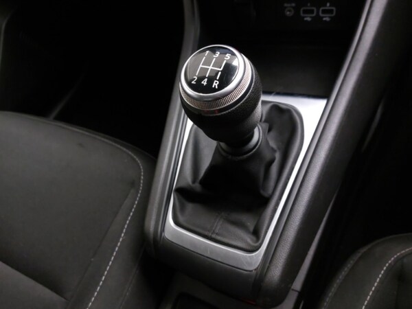 Used Renault Captur 2020 for sale - 76301618: Photo 15