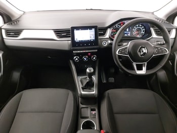 Used Renault Captur 2020 for sale - 76301618: Photo 2