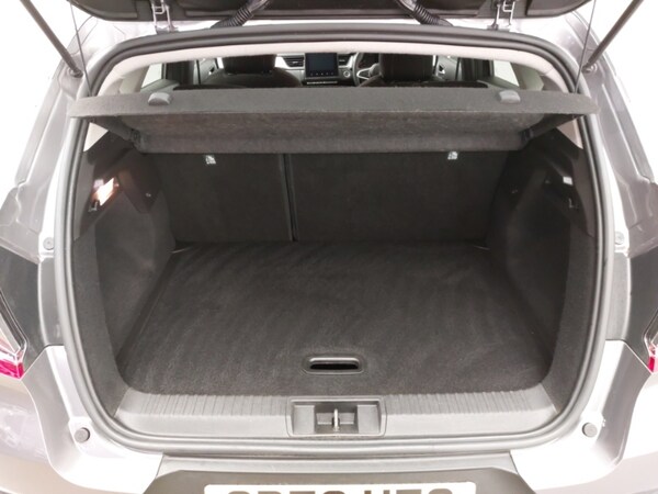 Used Renault Captur 2020 for sale - 76301618: Photo 8