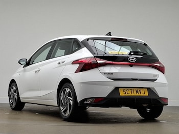 Used Hyundai i20 2022 for sale - 76537274: Photo