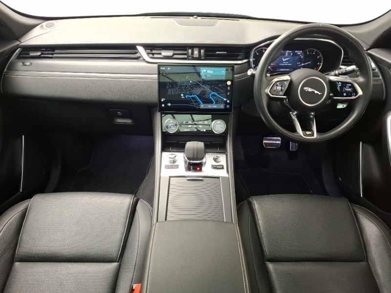 Used Jaguar F-Pace 2022 for sale - 78113398: Photo 2