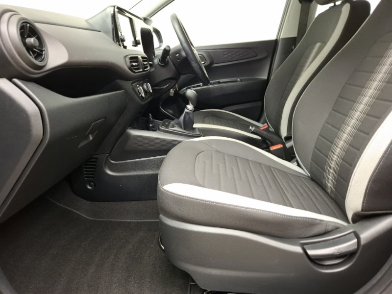 Used Hyundai i10 2021 for sale - 76785697: Photo 5