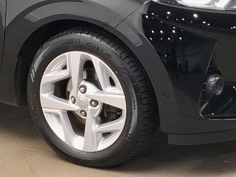 Used Hyundai i10 2021 for sale - 76785697: Photo 9