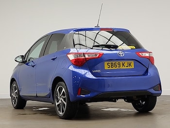 Used Toyota Yaris 2019 for sale - 75583979: Photo