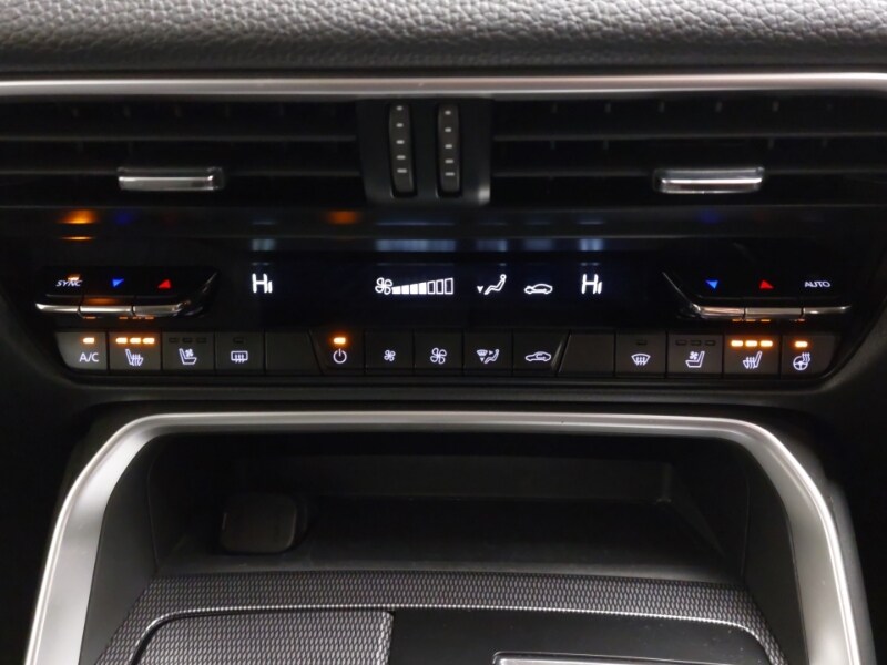 Used Mazda CX-60 2023 for sale - 76614075: Photo 19