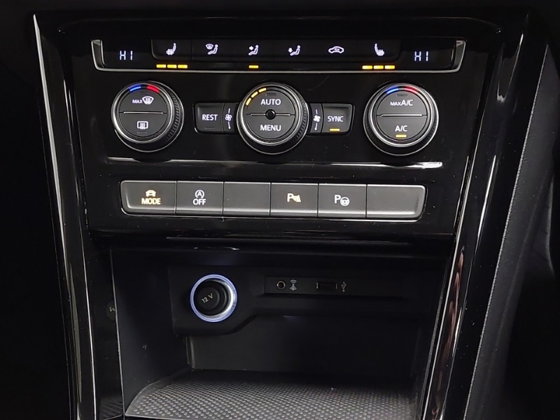 Used Volkswagen Touran 2018 for sale - 76864389: Photo 18