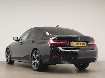 Used BMW 3 Series 2020 for sale - 77623850: Photo