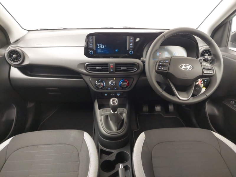 Used Hyundai i10 2025 for sale - 77115107: Photo 2