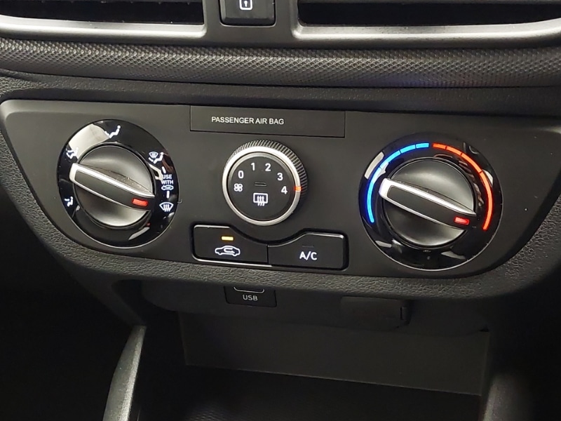 Used Hyundai i10 2022 for sale - 76920444: Photo 15