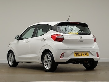 Used Hyundai i10 2022 for sale - 76920444: Photo