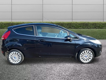 Used Ford Fiesta 2009 for sale - 79373443: Photo