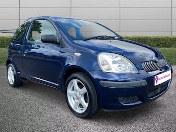 Used Toyota Yaris 2004 for sale - 79510367: Photo