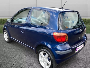 Used Toyota Yaris 2004 for sale - 79510367: Photo