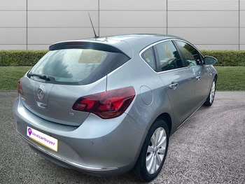 Used Vauxhall Astra 2013 for sale - 79552799: Photo