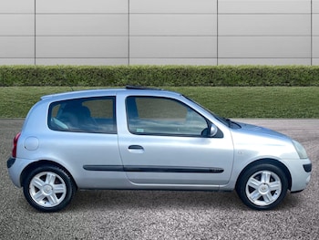 Used Renault Clio 2005 for sale - 79212271: Photo