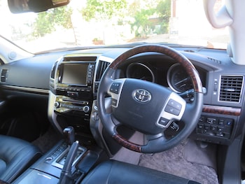 Used Toyota Land Cruiser 2014 for sale - 77336360: Photo
